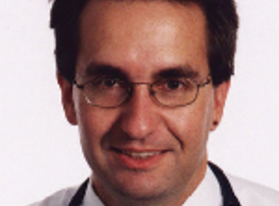 Dr. Scott Schlais, MD - Fort Atkinson, WI