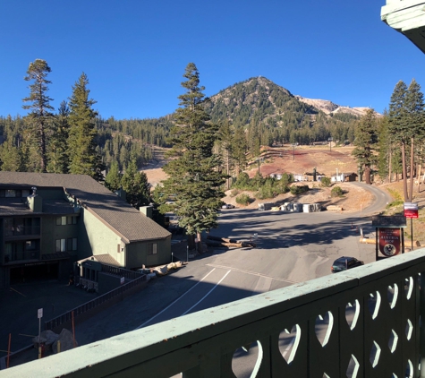 Austria Hof Lodge - Mammoth Lakes, CA