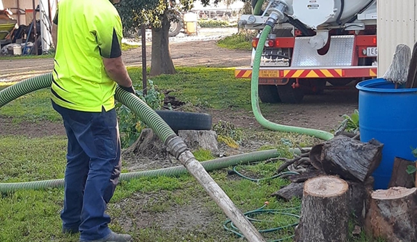 Suck It Up Septic Pump Outs & Toilet Hire - Mansfield, VIC