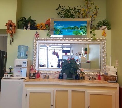 Sapphire Nails & Spa - Stuart, FL