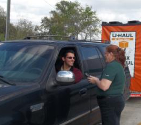 U-Haul Moving & Storage at Kirkman Rd - Orlando, FL