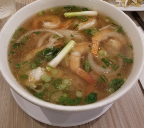 Pho Ngoon - San Gabriel, CA. Shrimp Noodle Soup