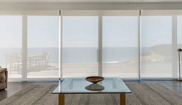 Creative 2000 Blinds & Awnings