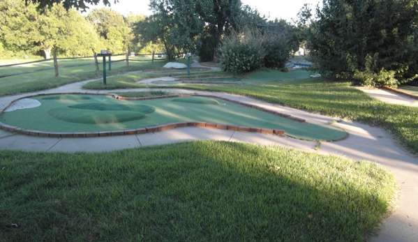 Golf Center of Arlington - Arlington, TX