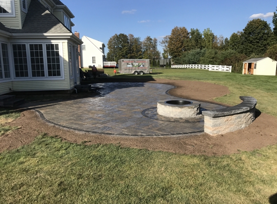 EDI’S Masonry & Landscaping - Glastonbury, CT