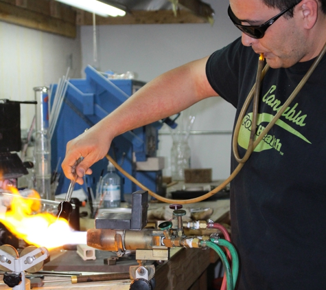 pirate glass smoke shop - sutherlin, OR