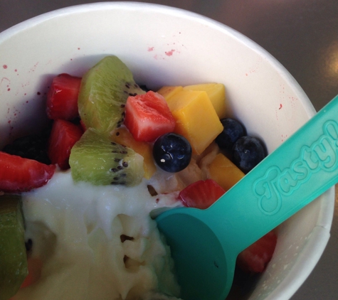 YogurtLand - Los Angeles, CA