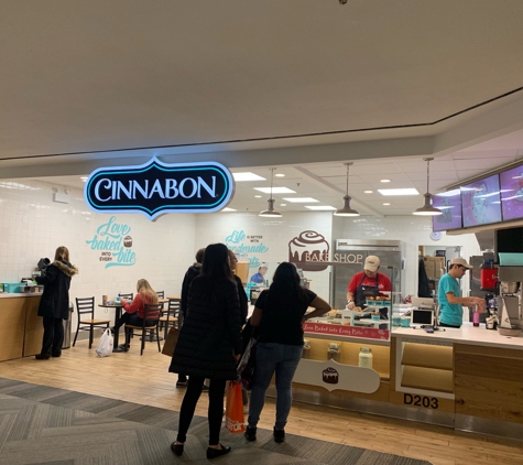 Cinnabon - Schaumburg, IL