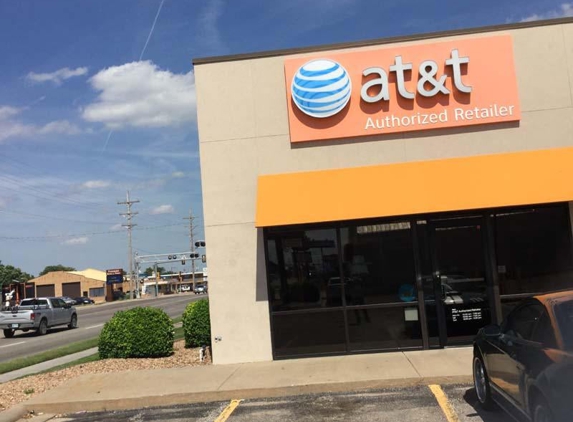 AT&T - Great Bend, KS