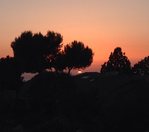 Lunada Bay Apartments - Palos Verdes Estates, CA