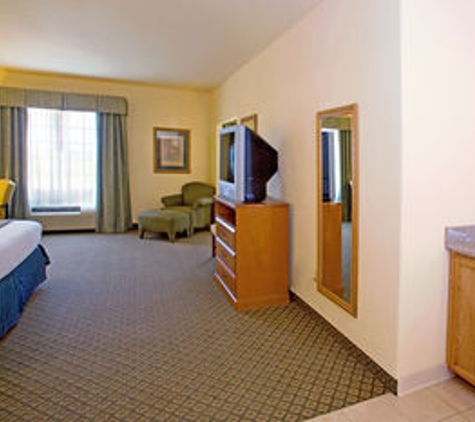 Holiday Inn Express & Suites Rio Grande City - Rio Grande City, TX