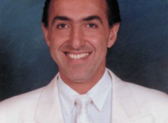 Dr. Maurice M Darvish, MD - Los Angeles, CA