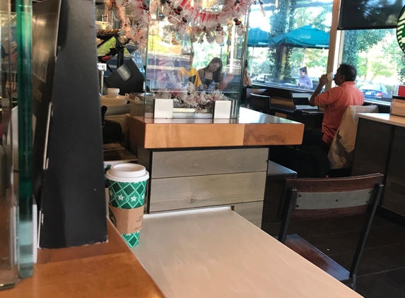 Starbucks Coffee - Lafayette, CA