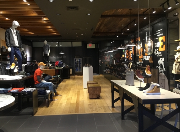 Timberland® - Old Orchard - Skokie, IL