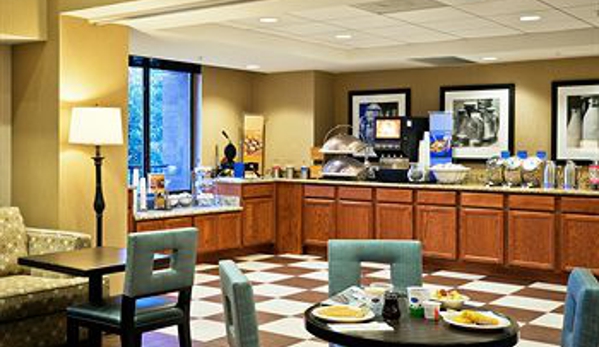 Hampton Inn & Suites Arroyo Grande/Pismo Beach Area - Arroyo Grande, CA