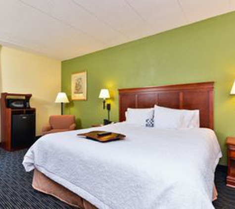 Hampton Inn & Suites Valley Forge/Oaks - Phoenixville, PA