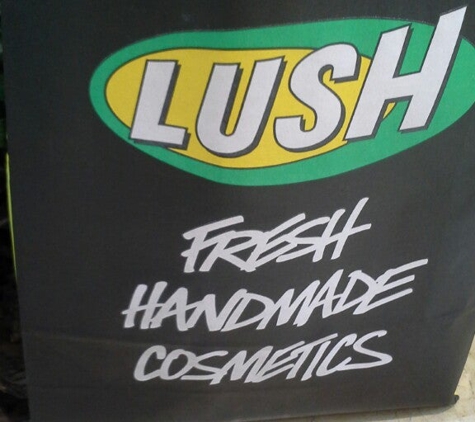 Lush Cosmetics International Plaza - Tampa, FL