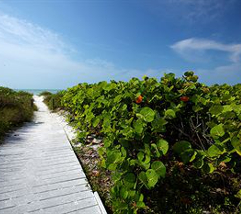 Pelicans Roost Condominiums - Sanibel, FL