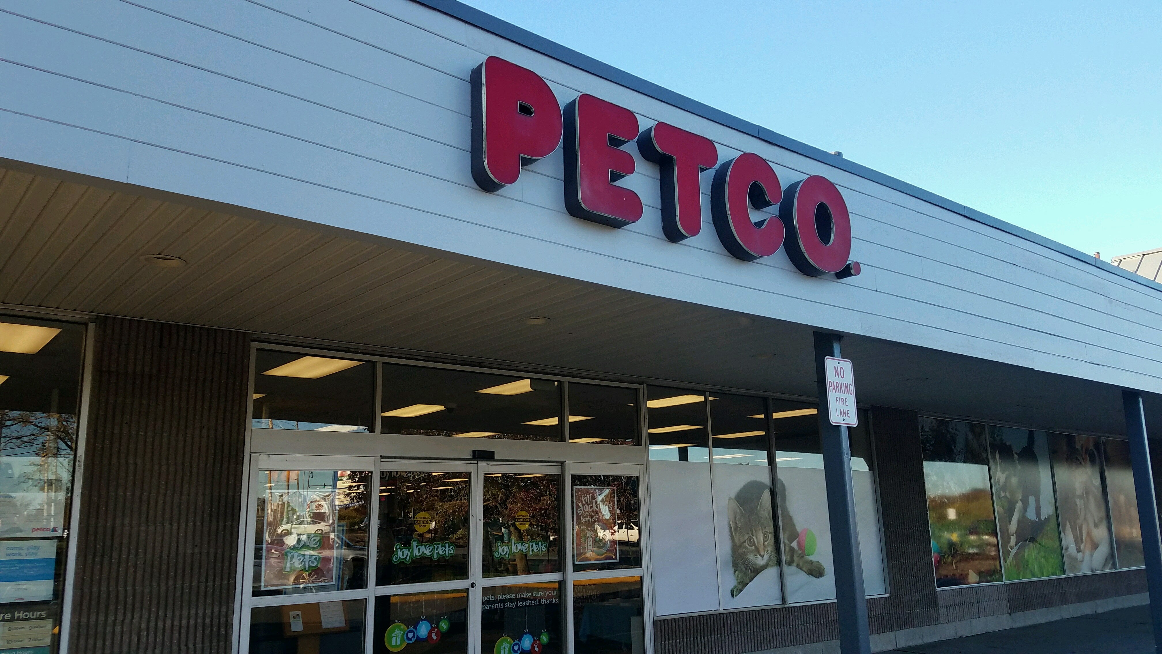 Petco store clearance hours near me