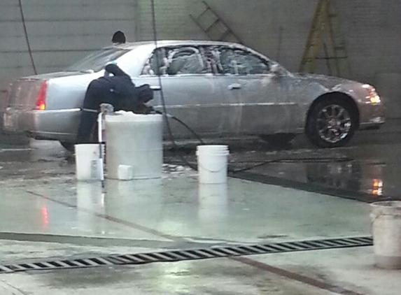 Quality Hand Carwash - Chicago, IL