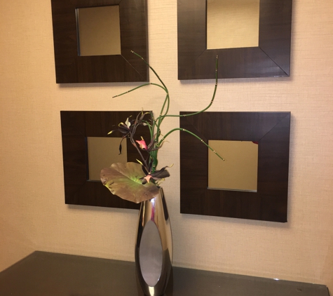 Luxor Hotel & Casino - Las Vegas, NV. Art at flowers In Entry way