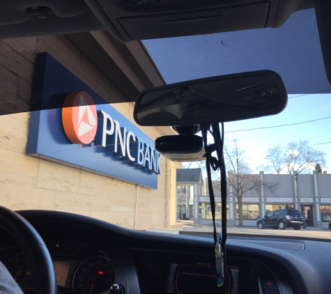 PNC Bank - Lake Geneva, WI