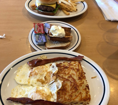 ihop - Westbury, NY