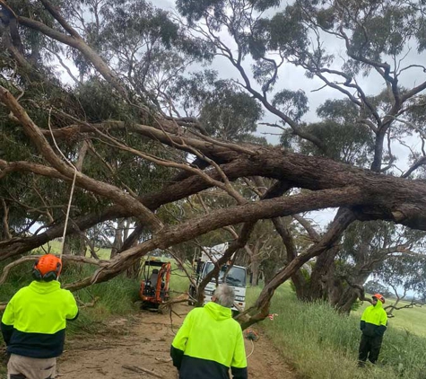 Hilltops Vegetation Services - Young, NSW