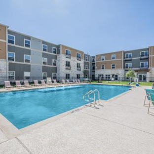 Commons at Manor 55+ Apartments - Manor, TX
