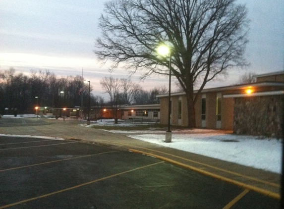 Grandville Middle School - Grandville, MI