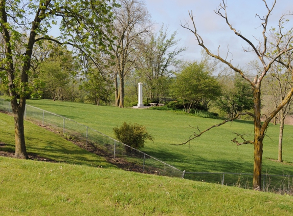 Mount Pisgah Monument - Thayer, IA