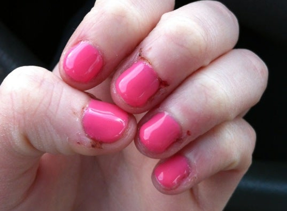 Luv Manicures and Pedicures - Livonia, MI