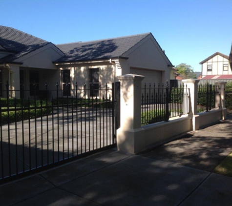 Colonial Lace - Lonsdale, SA