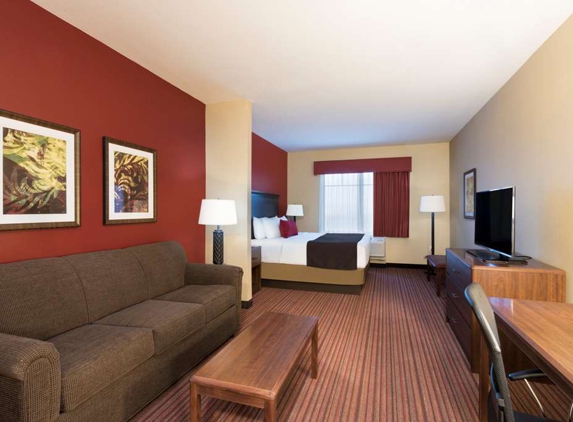 Best Western Plus Hudson Hotel & Suites - Hudson, CO