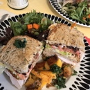 Maggie's Krooked Cafe & Juice Bar - Restaurants