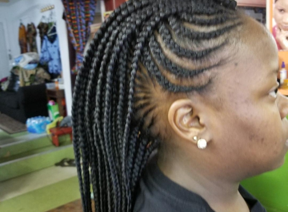 Charlotte's African Hair Braiding - Richmond, VA