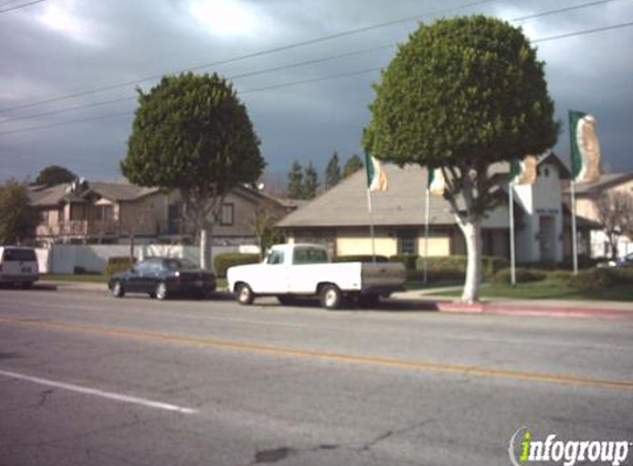 Gladstone Ridge Apartments - Glendora, CA