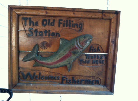 Old Filling Station - Benton, PA