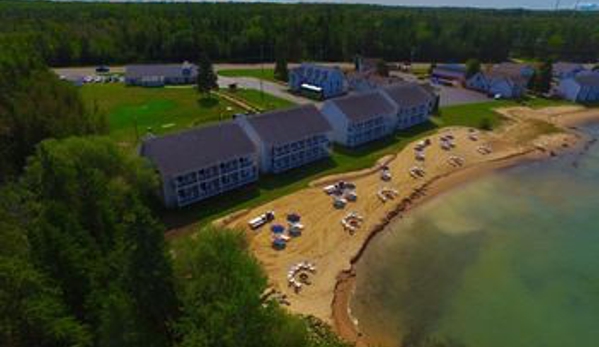 Clearwater Lakeshore Motel - Mackinaw City, MI