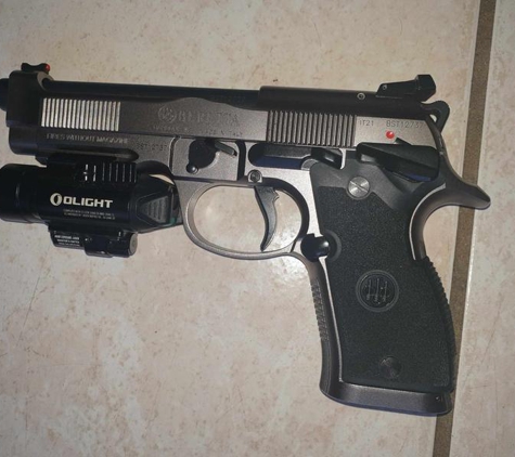 Cleaver Firearms - Margate, QLD. My last pistol I purchased from Cleavers and saved $300.