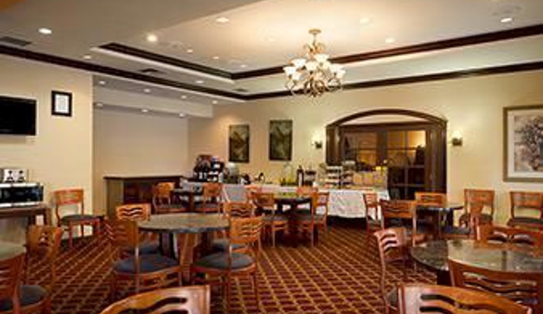 Ramada Kissimmee Downtown Hotel - Kissimmee, FL