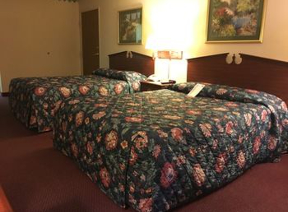 Baymont Inn & Suites - Mount Vernon, KY