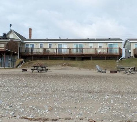 Algoma Beach Motel - Algoma, WI