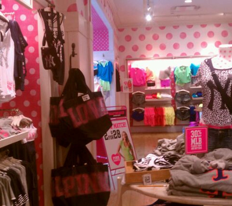 Victoria's Secret - Elmhurst, NY