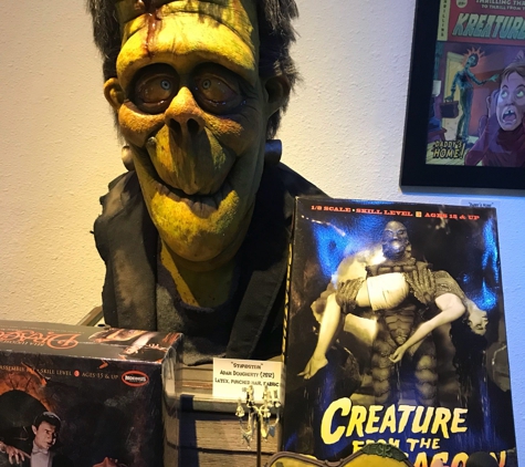 Creature Features - Burbank, CA