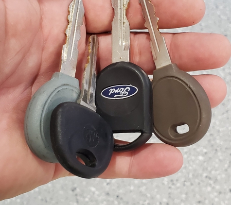 The Local Locksmith Company - Trenton, MI. New car key replacement