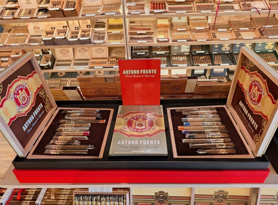 Miami Humidor Cigars & Pipe Tobacco - Miami, FL