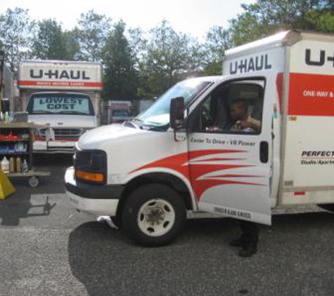 U-Haul Moving & Storage of Rockville - Rockville Centre, NY