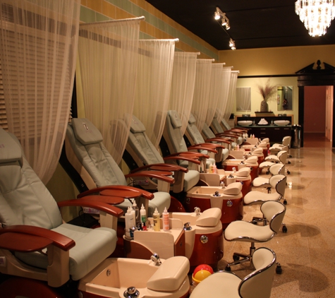 Rotica Nailbar - tallahassee, FL