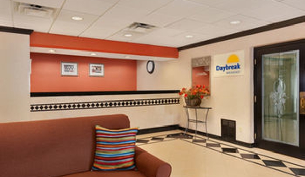 Baymont by Wyndham Latham Albany Airport - Latham, NY